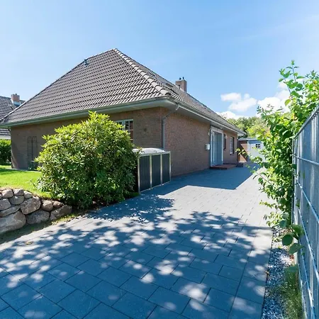 Apartman Hues Waalnoed 2 *